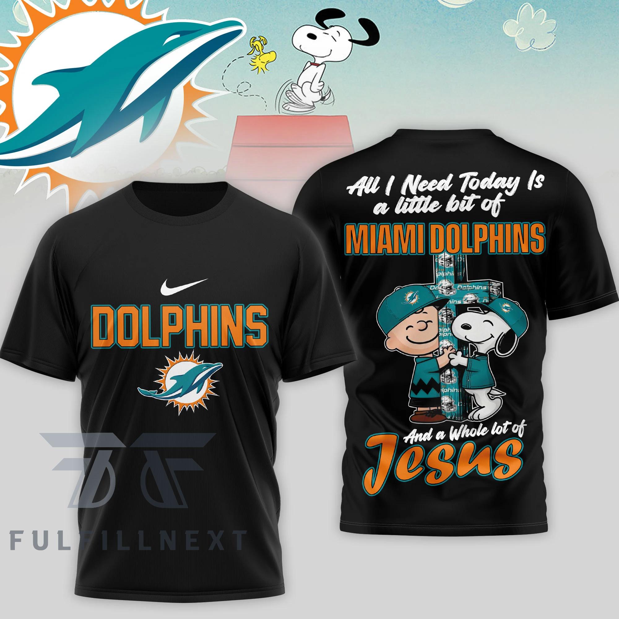 Miami Dolphins Peanuts Charlie Brown Snoopy T-Shirt - Image 2